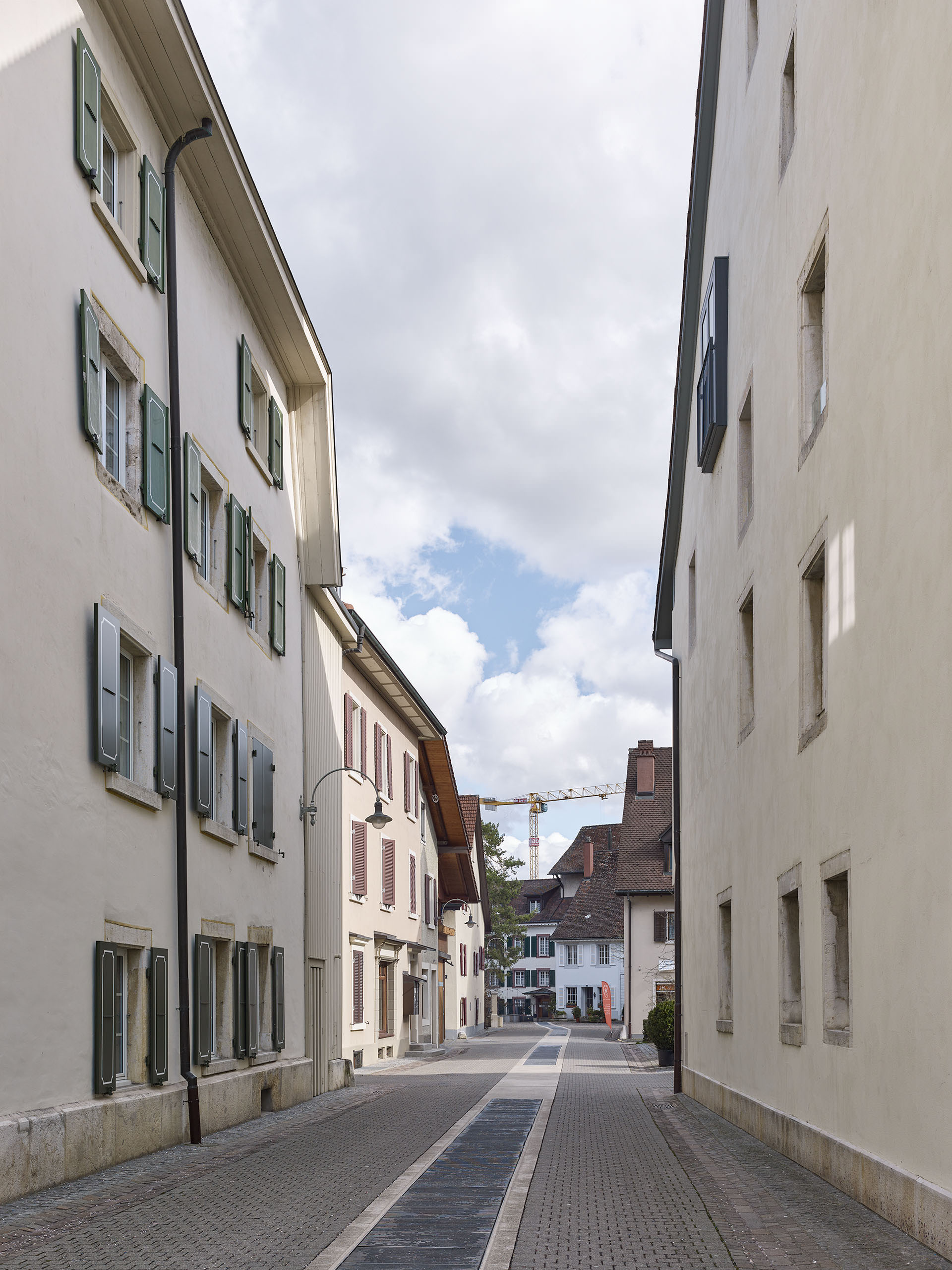 E17644 LA064 AP45 099053